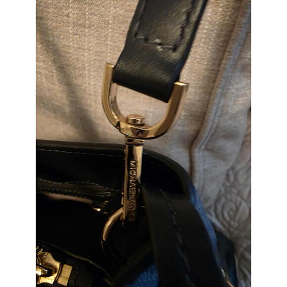 MICHAEL Kors Gramercy Signature Large Satchel - Picture 5 of 11